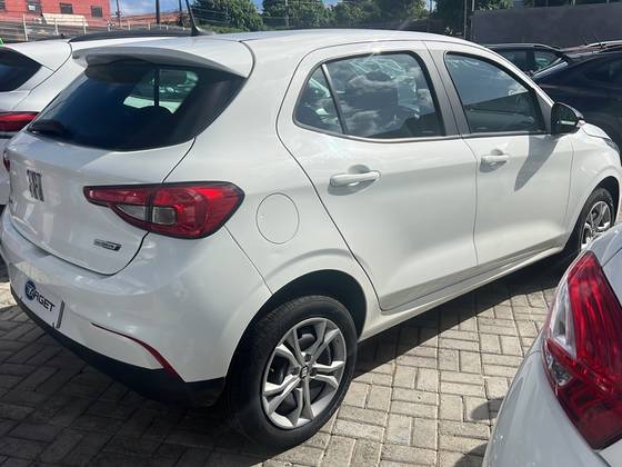 FIAT ARGO 1.0 FIREFLY FLEX DRIVE MANUAL FIAT ARGO 1.0 FIREFLY FLEX DRIVE MANUAL